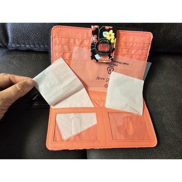 Vera Bradley RFID Turnlock Wallet Tangerine Twist New without Tags - Picture 5 of 8